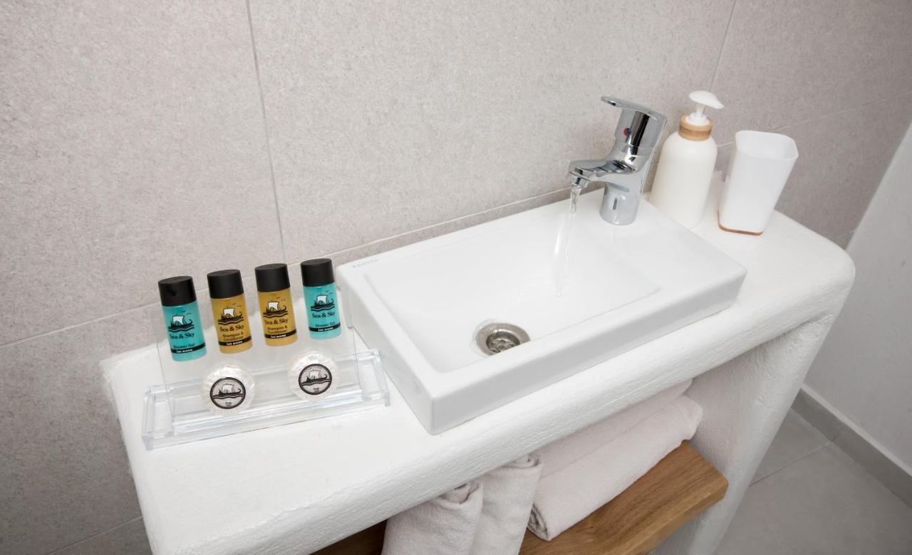 Sarantis Suites & Apartments Provatas 外观 照片